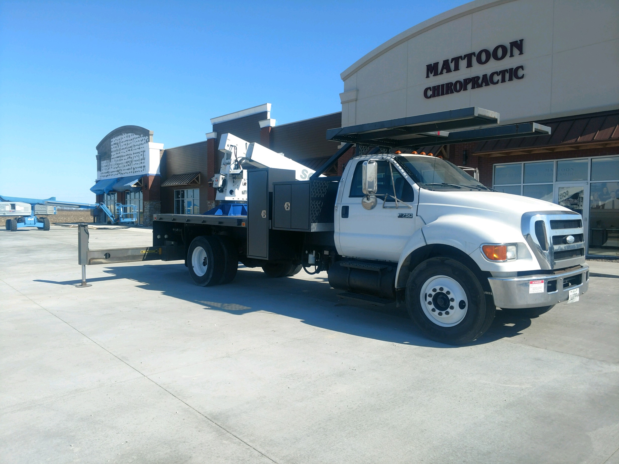 for sale: 2007 manitex sc62 on 2007 ford f750 low mileage