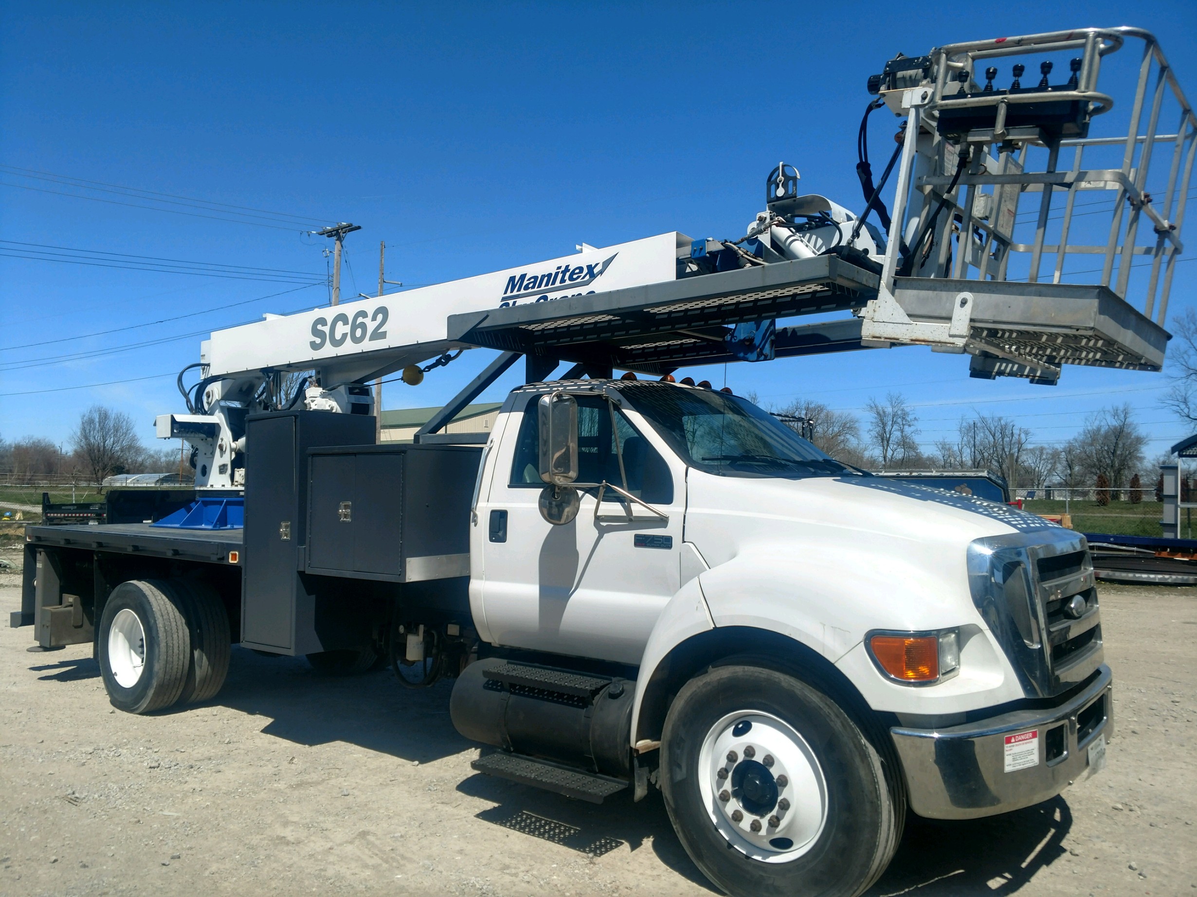 for sale: 2007 manitex sc62 on 2007 ford f750 low mileage